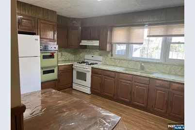 195 Walnut Street, Newark, NJ 07105 - Photo 7