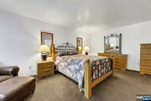 172 Grandview Ln, Mahwah, NJ 07430 - Photo 29
