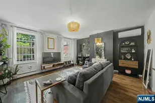 29 Franklin Street 2, Jersey City, NJ 07307 - Photo 5