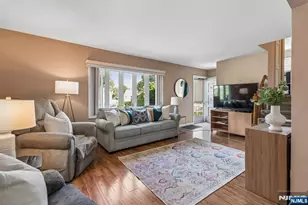 10 Whitman St, Bloomfield, NJ 07003 - Photo 3