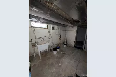 910 Roanoke Avenue, Hillside, NJ 07205 - Photo 15