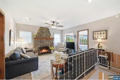 8 Ivan Road, West Milford, NJ 07480 - Photo 5