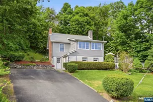 8 Ivan Rd, West Milford, NJ 07480 - Photo 33