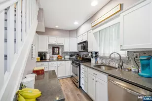 8 Ivan Rd, West Milford, NJ 07480 - Photo 15