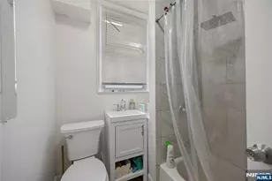 196 Windsor St, Kearny, NJ 07032 - Photo 27