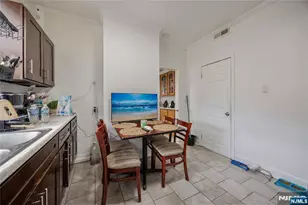 196 Windsor St, Kearny, NJ 07032 - Photo 25