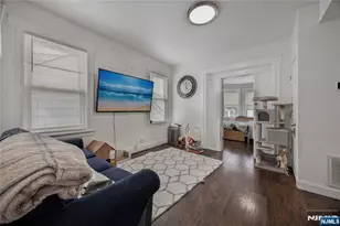 196 Windsor St, Kearny, NJ 07032 - Photo 19