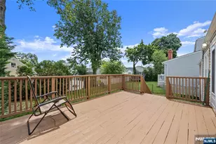 166 Beverly Hill Rd, Clifton, NJ 07012 - Photo 15