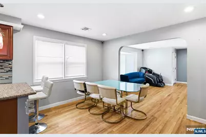 246 E 2nd Avenue, Roselle, NJ 07203 - Photo 3
