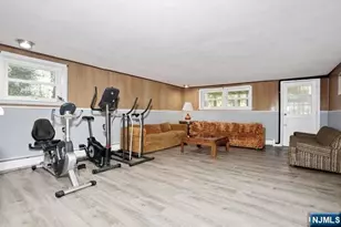 65 Haven Ave, Bergenfield, NJ 07621 - Photo 17