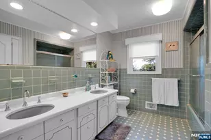 2 N Edgewood Ave, West Orange Township, NJ 07052 - Photo 29