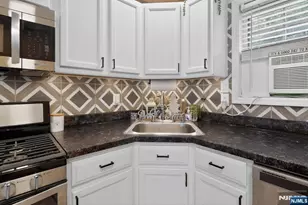 16 Clover Ln, Vernon, NJ 07418 - Photo 15