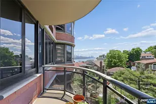 100 Carlyle Dr 5Hs, Cliffside Park, NJ 07010 - Photo 21