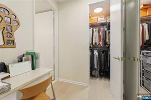 100 Carlyle Dr 5Hs, Cliffside Park, NJ 07010 - Photo 11