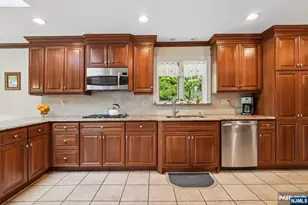 107 Arverne Rd, West Orange Township, NJ 07052 - Photo 13