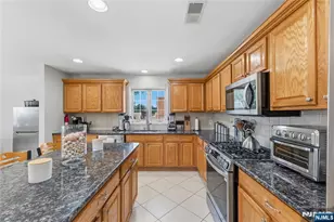 88 Avenue A, Lodi, NJ 07644 - Photo 9