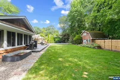 21 Carteret Street, West Milford, NJ 07480 - Photo 37