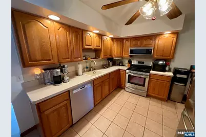 11 Chadwick Drive, Bloomfield, NJ 07003 - Photo 7