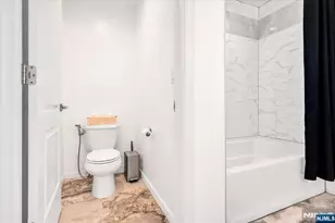 151 Field Ave, Hasbrouck Heights, NJ 07604 - Photo 29
