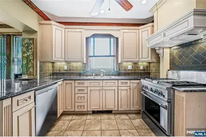 50 Orchard Avenue, Emerson, NJ 07630 - Photo 11