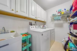 11 Hopkins Ct, Parsippany, NJ 07054 - Photo 13