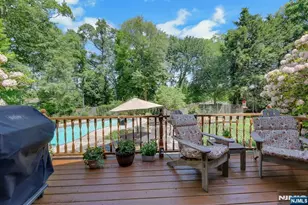 22 Crest Rd, Hillsdale, NJ 07642 - Photo 5