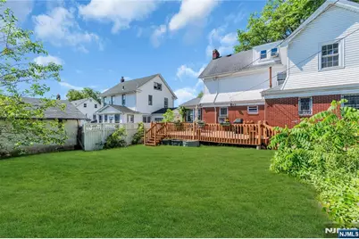 87 Keer, Newark, NJ 07112 - Photo 33