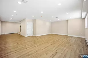 33 Lincoln Ave, River Edge, NJ 07661 - Photo 37