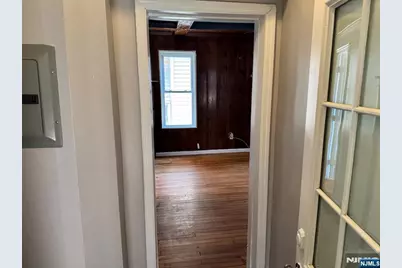 296 Woodside Avenue, Newark, NJ 07104 - Photo 3