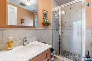 314 Winthrop Rd, Teaneck Township, NJ 07666 - Photo 29