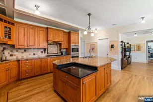 314 Winthrop Rd, Teaneck Township, NJ 07666 - Photo 15