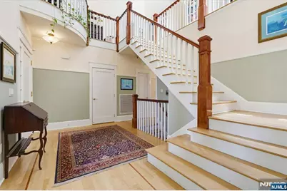 314 Winthrop Road, Teaneck Township, NJ 07666 - Photo 7