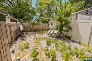 108 Ward St, Orange, NJ 07050 - Photo 29