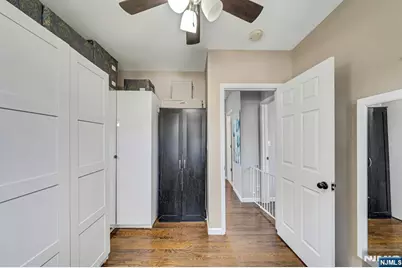 633 Lake Avenue, Lyndhurst Township, NJ 07071 - Photo 15