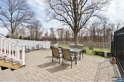 245 Barnert Avenue, Totowa, NJ 07512 - Photo 27