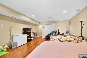 196 Blue Heron Dr 196, Secaucus, NJ 07094 - Photo 29