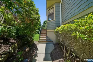 38 Shearwater Ln, Wayne, NJ 07470 - Photo 33