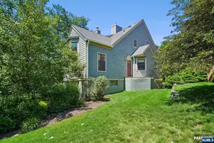 38 Shearwater Ln, Wayne, NJ 07470 - Photo 35