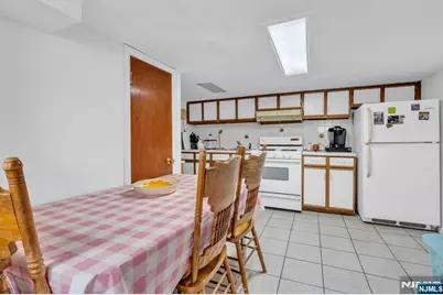 298 Belleville Turnpike, North Arlington, NJ 07031 - Photo 21