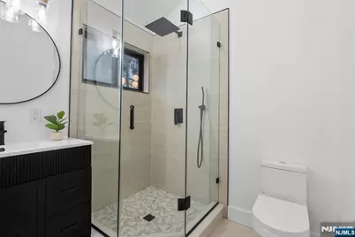 307 Hillside Avenue, Nutley, NJ 07110 - Photo 25
