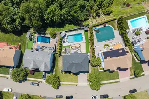 22 Foxboro Rd, Wayne, NJ 07470 - Photo 3
