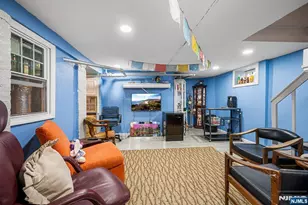328 Springdale Ave, East Orange, NJ 07017 - Photo 29