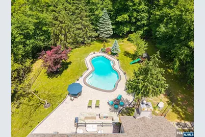 17 Cromwell Drive, Chester, NJ 07930 - Photo 9