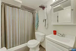 19 Harsen Rd, Tenafly, NJ 07670 - Photo 17