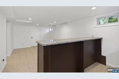 318 Greenwich Street, Greenwich Township, NJ 08886 - Photo 15