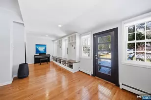 12 Overlook Dr, Denville, NJ 07834 - Photo 3