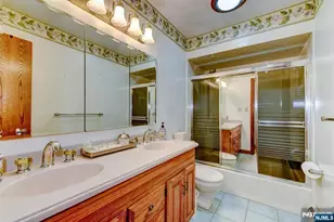 11 Yellow Brick Rd, Wayne, NJ 07470 - Photo 27