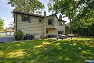 11 Yellow Brick Rd, Wayne, NJ 07470 - Photo 37