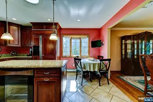 11 Yellow Brick Rd, Wayne, NJ 07470 - Photo 11