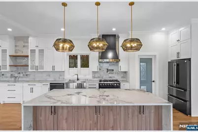 38 Pershing Place, Woodland Park, NJ 07424 - Photo 15